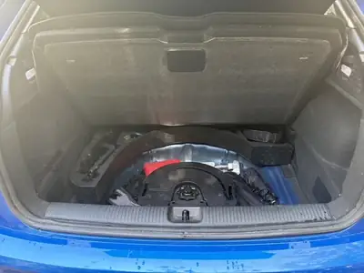 Audi Q2 1.4 TFSI Sport — SUV urbain dynamique, sans accident, révisions à jour — Miniatura 12