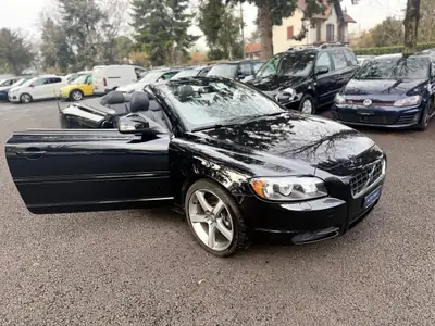Volvo C70 2.4i Summum — Cabriolet élégant, moteur atmosphérique 170 ch — Miniature 11