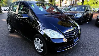 Mercedes-Benz A 160 CDI Élégance — Diesel économique, 160 000 km, sans sinistre — côté