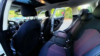 MINI Countryman Cooper S ALL4 — SUV compact sportif, transmission intégrale, 129'000 km — Miniature 8