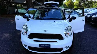 MINI Countryman Cooper S ALL4 — SUV compact sportif, transmission intégrale, 129'000 km — Miniature 10