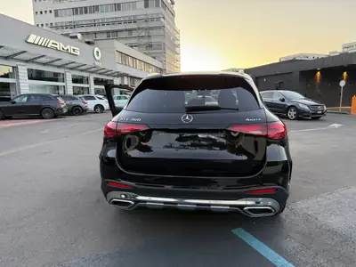 Mercedes-Benz GLC 300 AMG Line — SUV premium 4x4, 60'000 km, roues hiver incluses — Detail