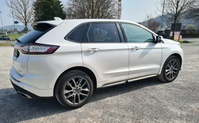 Ford Edge 2.0 TDCi 210 Sport 4x4 — SUV robuste, révisions complètes, 4 roues motrices — arrière