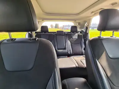 Ford Edge 2.0 TDCi 210 Sport 4x4 — SUV robuste, révisions complètes, 4 roues motrices — Miniature 11