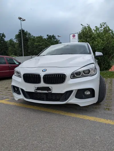 BMW 220 Active Tourer xDrive — Monospace polyvalent diesel, 190 ch et traction intégrale — vista esterna