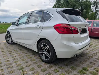 BMW 220 Active Tourer xDrive — Monospace polyvalent diesel, 190 ch et traction intégrale — dettaglio