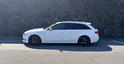 Audi RS4 4.2 V8 FSI Quattro — Break haute performance, 450 ch sans compromis — Außenansicht