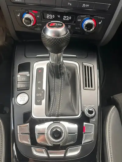 Audi RS4 4.2 V8 FSI Quattro — Break haute performance, 450 ch sans compromis — Miniatur 15