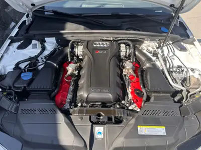 Audi RS4 4.2 V8 FSI Quattro — Break haute performance, 450 ch sans compromis — Miniatur 18