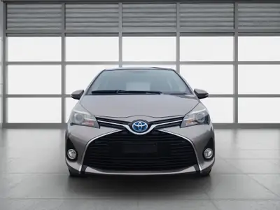 Toyota Yaris 1.5 Hybrid Luna — Citadine écologique et économique, entretien complet — côté