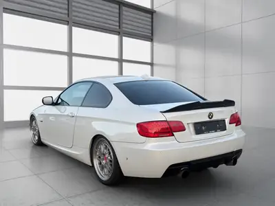 BMW 325i xDrive Coupé — Sportivité et élégance, entretien impeccable — Miniature 7