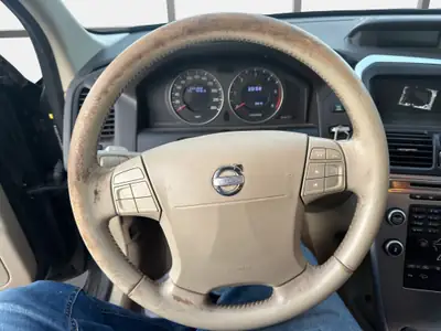 Volvo XC60 D5 AWD — SUV robuste diesel, transmission automatique, sans sinistre — Miniature 10
