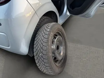 Citroën C1 1.0 e-VTi Stop&Start Shine — Petite citadine économique sans accident — Miniature 20