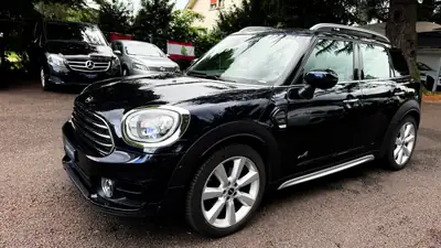 MINI Countryman Cooper ALL4 — SUV compact polyvalent, 4 roues motrices, automatique — arrière