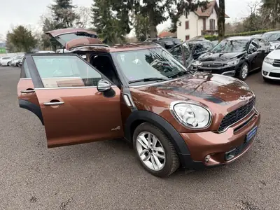 MINI Countryman Cooper S ALL4 — SUV compact sportif, traction intégrale, 154 000 km — Miniature 11