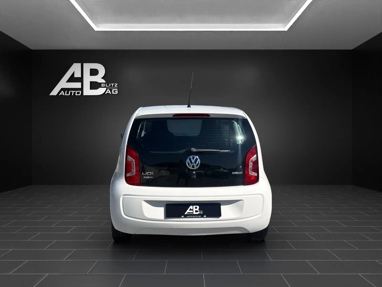 Volkswagen Up! 2013 occasion Hunzenschwil — 4