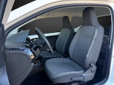 VW Up 1.0 BMT Move Up — Citadine maligne, fraîchement révisée et prête à rouler — Miniature 7