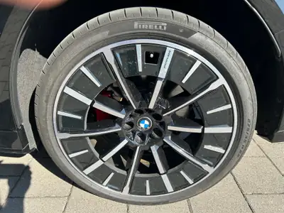 BMW iX3 50 xDrive M Sport Pro — SUV électrique performant, 12'000 km, état impeccable — Miniatur 9