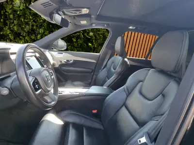 Volvo XC90 2.0 D5 Inscription — SUV 7 places premium, diesel efficace, 120'000 km — Miniature 10