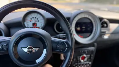 MINI Cooper S — Édition Yours Soda avec pack JCW, 131'000 km seulement — dettaglio