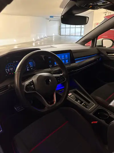 VW Golf 8 Clubsport — 300 ch de performance, design sportif, 99'000 km — tableau de bord