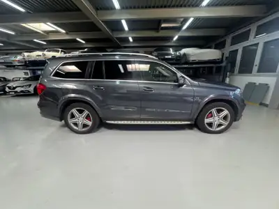 Mercedes-Benz GL 63 AMG — SUV 7 places haute performance, 557 ch — détail
