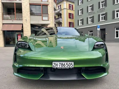 Porsche Taycan Turbo 2020 — Électrique haute performance, 45 000 km — Miniature 9