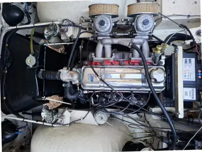 Triumph TR4 Overdrive 1964 — Cabriolet classique anglais, patine authentique et mécanique d'époque — interni
