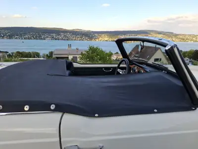 Triumph TR4 Overdrive 1964 — Cabriolet classique anglais, patine authentique et mécanique d'époque — Miniatura 7