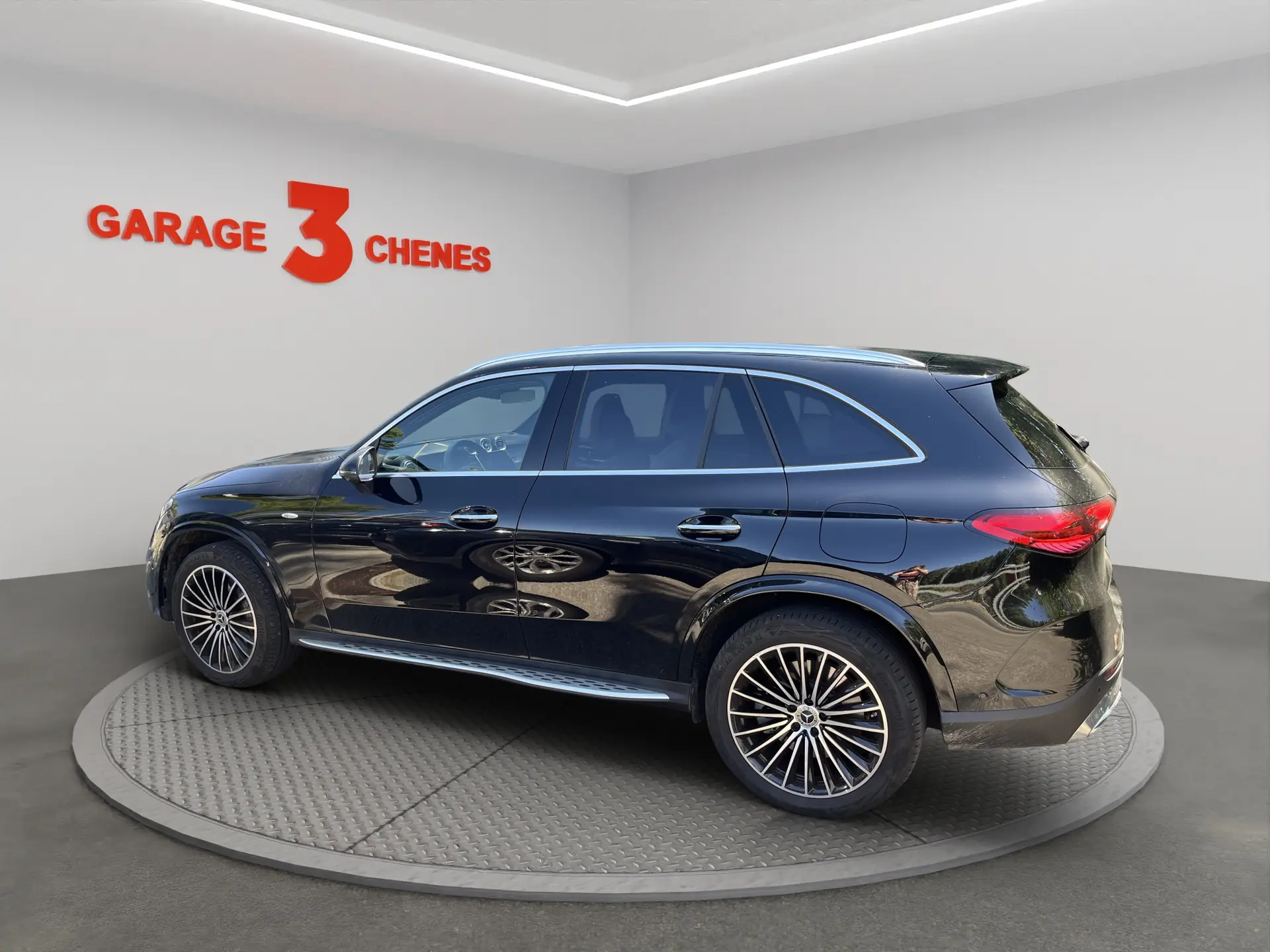 Mercedes-Benz Glc 400 2025 occasion Chêne-Bourg — 3