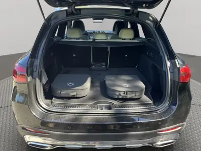 Mercedes-Benz GLC 400 e 4Matic — SUV hybride rechargeable, 381 ch et faible kilométrage — Miniature 9