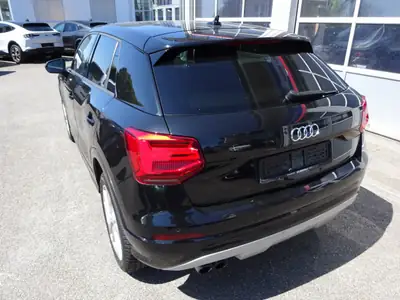 Audi Q2 1.4 TFSI Sport S-tronic — SUV compact dynamique, 79 900 km seulement — côté
