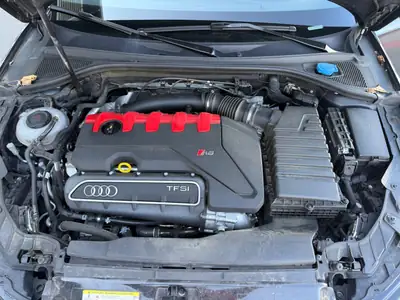 Audi RS3 2.5 TFSI Quattro — Berline haute performance, 129 000 km, ciel étoilé — Miniatura 12