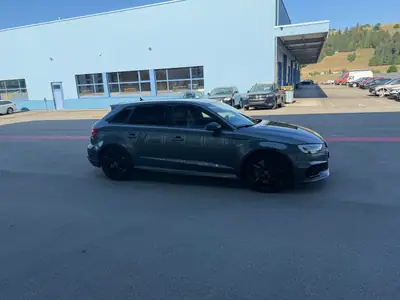 Audi RS3 2.5 TFSI Quattro — Berline haute performance, 129 000 km, ciel étoilé — Miniatura 19