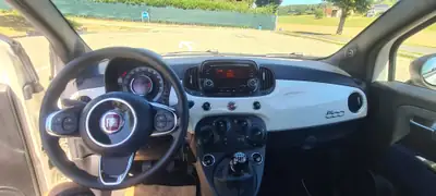 Fiat 500 1.0 Hybrid Cult 2022 — Citadine écologique et économique, 79'700 km — Innenraum