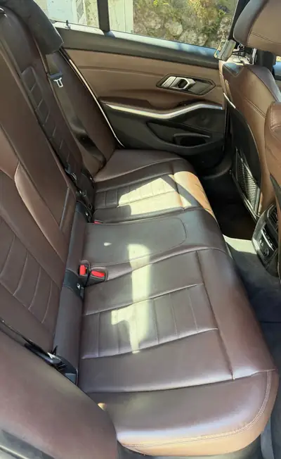 BMW 330e M Sport Steptronic — Hybride rechargeable performant, 147 700 km — Detail