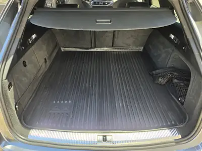 Audi RS6 Avant 4.0 V8 TFSI — 605 ch, Carbon Pack et freins céramique, 175 000 km — Miniatura 11