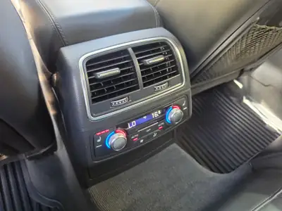 Audi RS6 Avant 4.0 V8 TFSI — 605 ch, Carbon Pack et freins céramique, 175 000 km — Miniatura 12