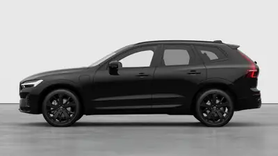Volvo XC60 2.0 T6 TE Black Edition — SUV hybride rechargeable, 3500 km seulement — arrière