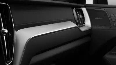 Volvo XC60 2.0 T6 TE Black Edition — SUV hybride rechargeable, 3500 km seulement — Miniature 10