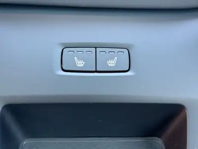 Volvo XC60 2.0 T8 TE Black Edition — SUV hybride rechargeable, 7500 km seulement — Miniature 18