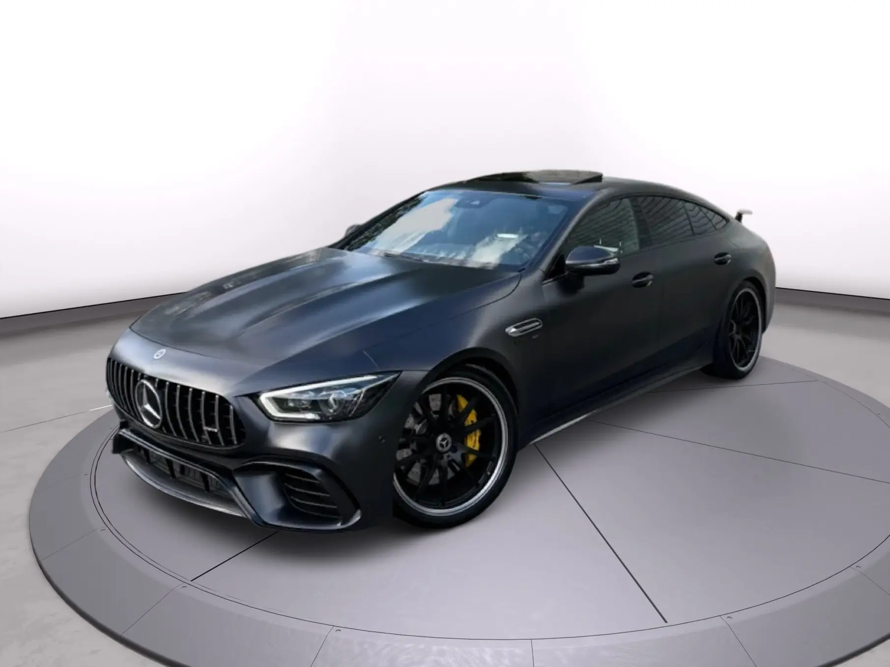 Mercedes-AMG GT 63 S 4MATIC+ — Coupé haute performance, 639 ch et finition Aeropaket