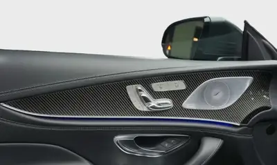 Mercedes-AMG GT 63 S 4MATIC+ — Coupé haute performance, 639 ch et finition Aeropaket — Miniature 13