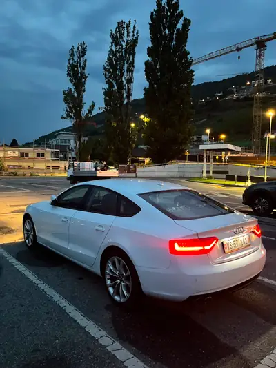 Audi A5 2.0 TDI 177 ch — Berline élégante, quattro performant, faible consommation — Miniatur 9