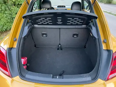 VW Beetle 1.4 TSI Dune — Classique iconique, moteur sportif et toit panoramique ouvrant — Miniatura 7