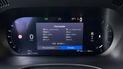 Volvo XC60 B4 MH Ultimate Dark — SUV hybride diesel, première main, impeccable — Thumbnail 16