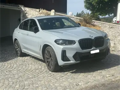 BMW X4 M40d 2025 — SUV coupé diesel performant, 32'000 km seulement — Außenansicht