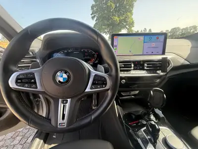 BMW X4 M40d 2025 — SUV coupé diesel performant, 32'000 km seulement — Heckansicht
