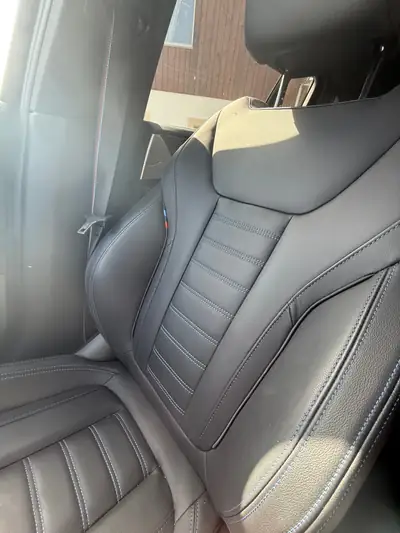 BMW X4 M40d 2025 — SUV coupé diesel performant, 32'000 km seulement — Innenraum