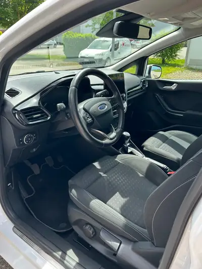 Ford Fiesta 1.0 EcoBoost 125 Titanium — Citadine dynamique, entretien récent — Miniatur 9